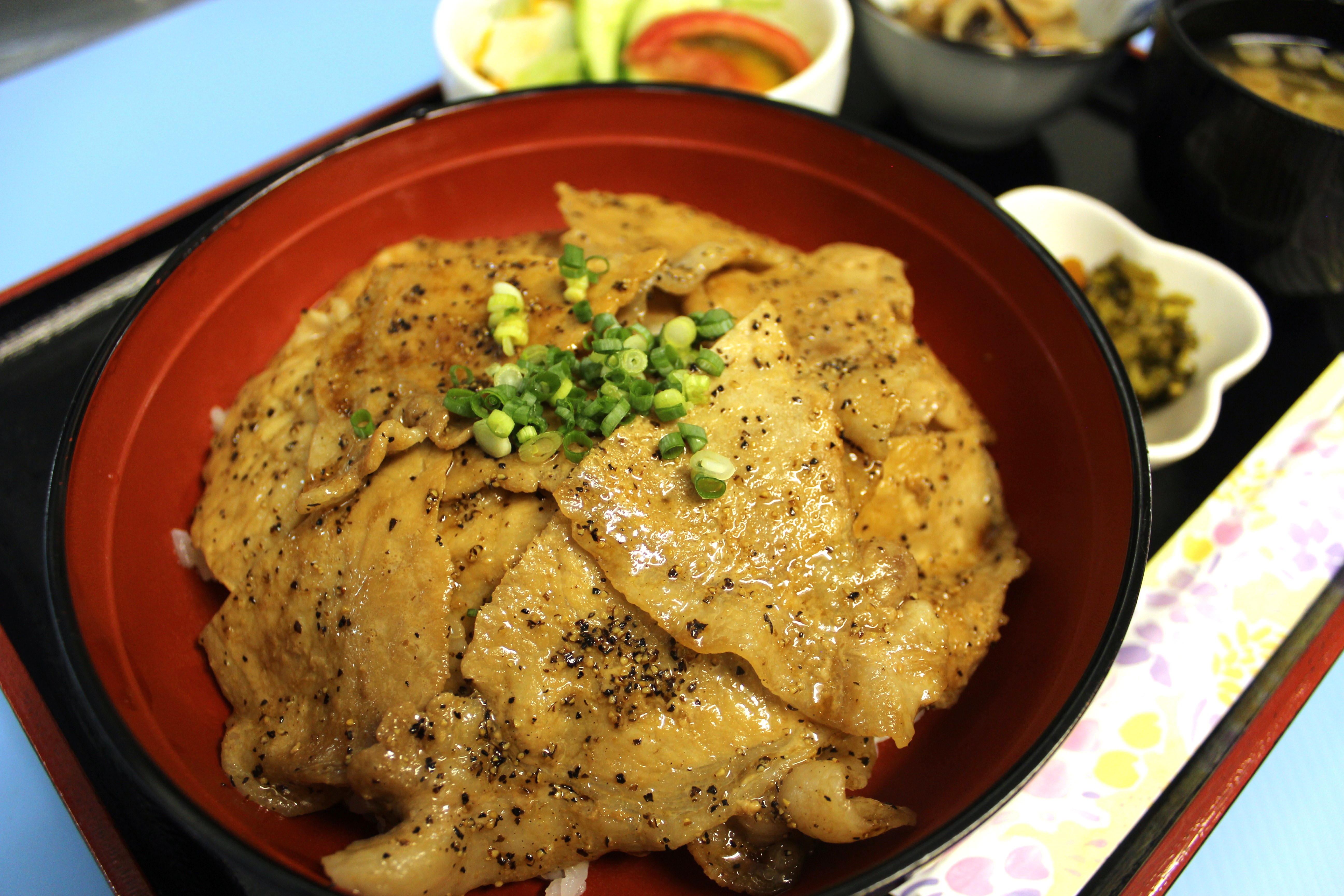 豚丼